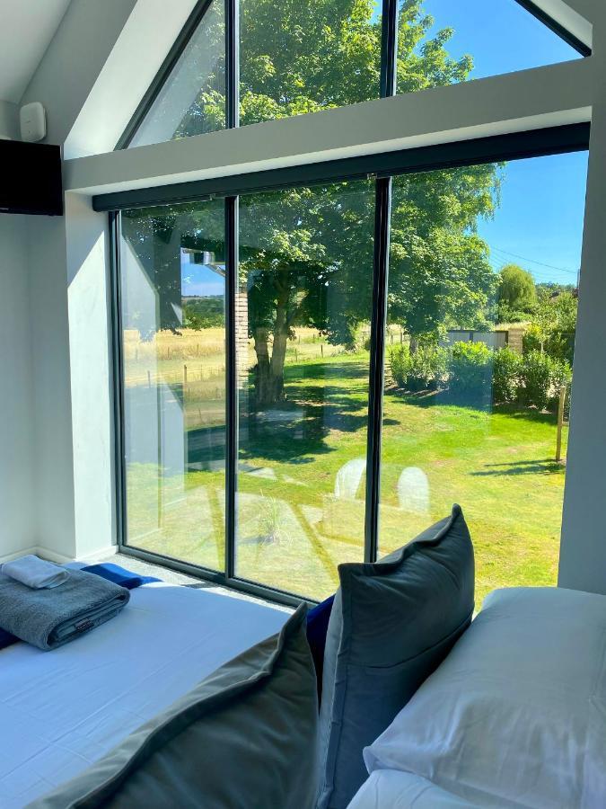 Stunning Modern Home Set In Beautiful Grounds. Bath Buitenkant foto